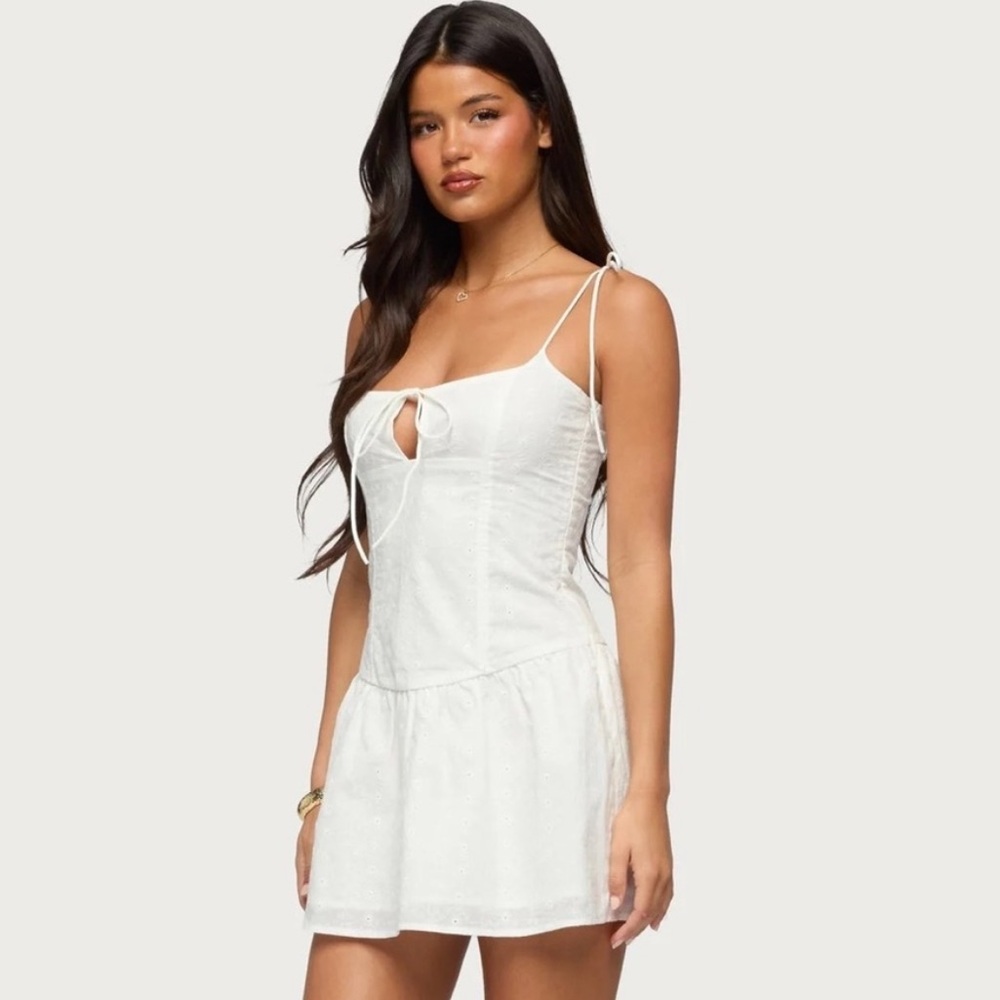 EDIKTED Kaira White Eyelet Mini Dress - Picture 5 of 9